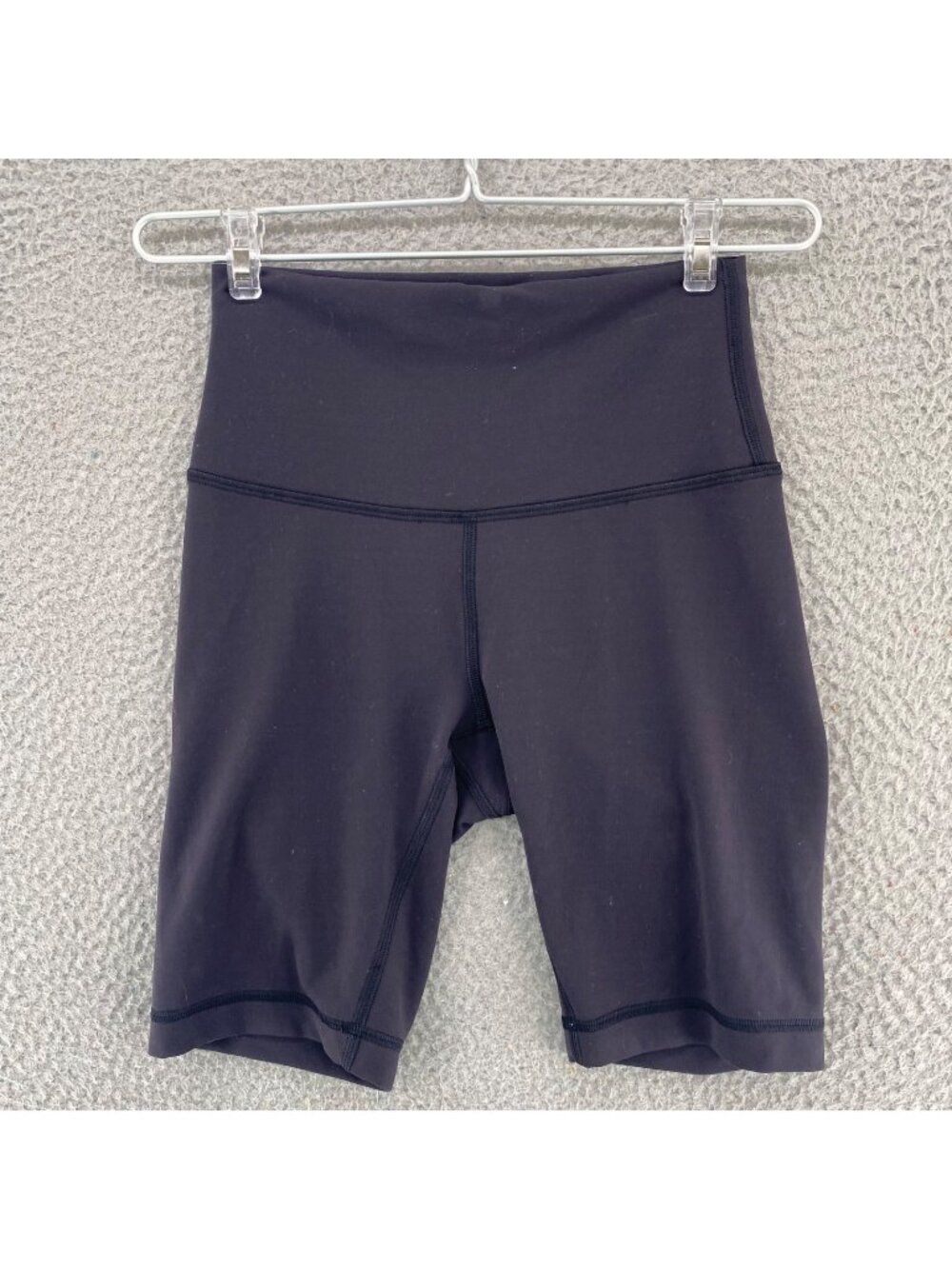 Lululemon Wunder Train HR Short 8" Womens 4 Black Compression Quick Dry Pocket
